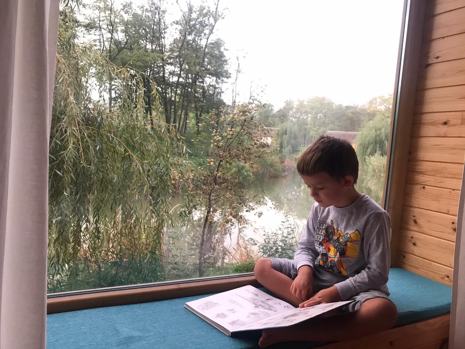 Zaga Zaga - VladMateianustudiazaincabanalazagazaga.jpg